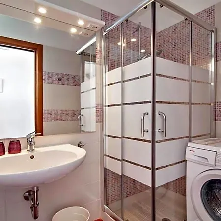La Dimora Dei Conti Bed & Breakfast 4*