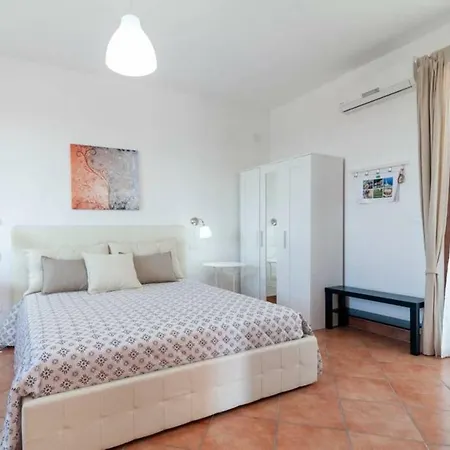 La Dimora Dei Conti Bed & Breakfast *